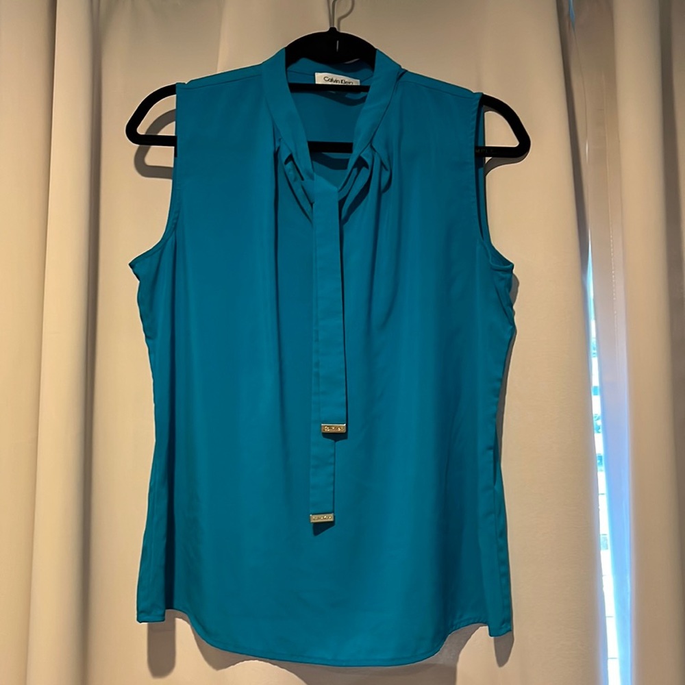 Sleeveless Blouse